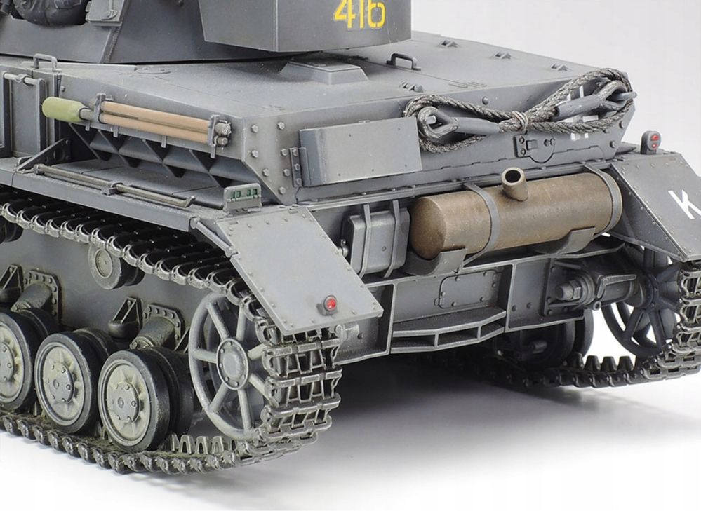 Czołg PzKpfw Panzer IV Ausf.F 1:35 model 35374 Tamiya