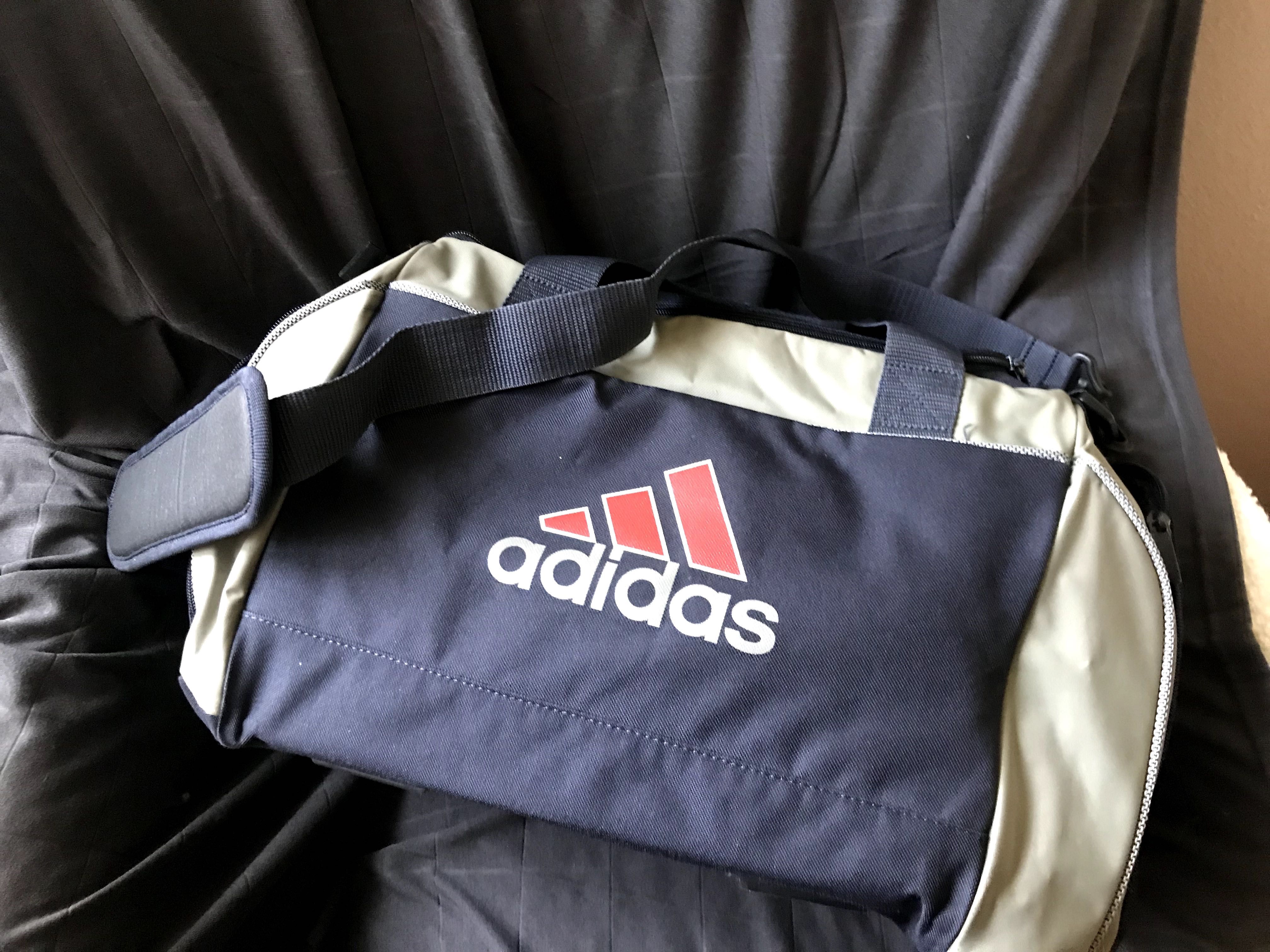 Adidas torba sportowa-turystyczna