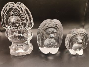 3 szklane figurki trolle Bergdala pępek skrzat super stan troll