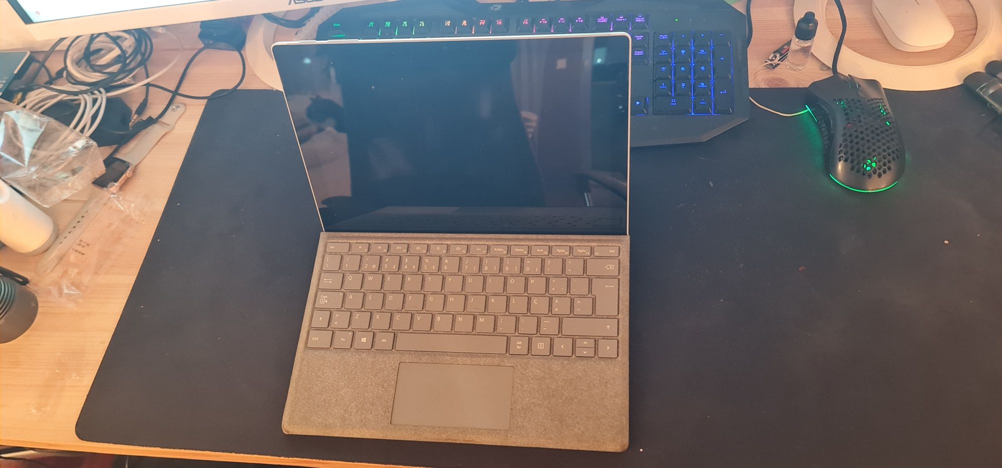 Surface Pro 1796