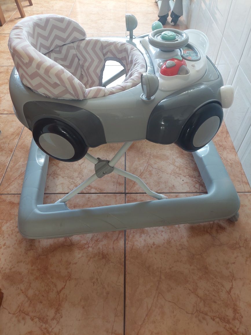Andador de bebe forma de carro