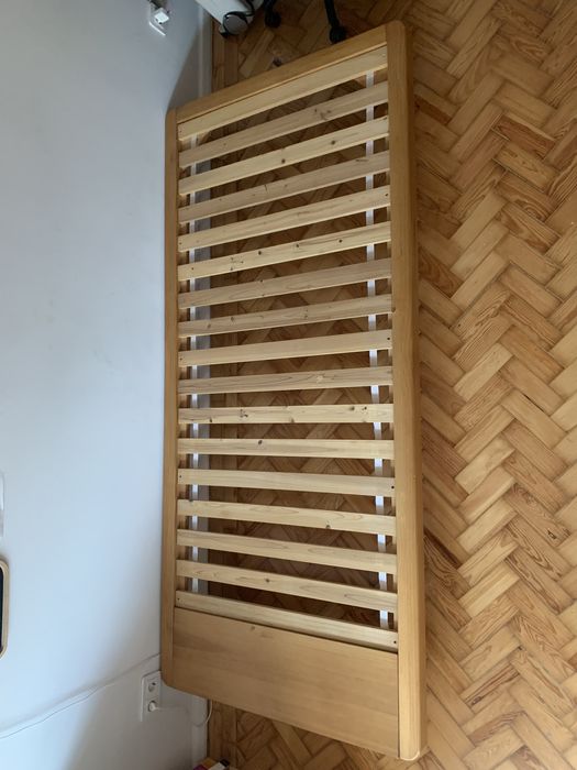 Cama solteiro madeira