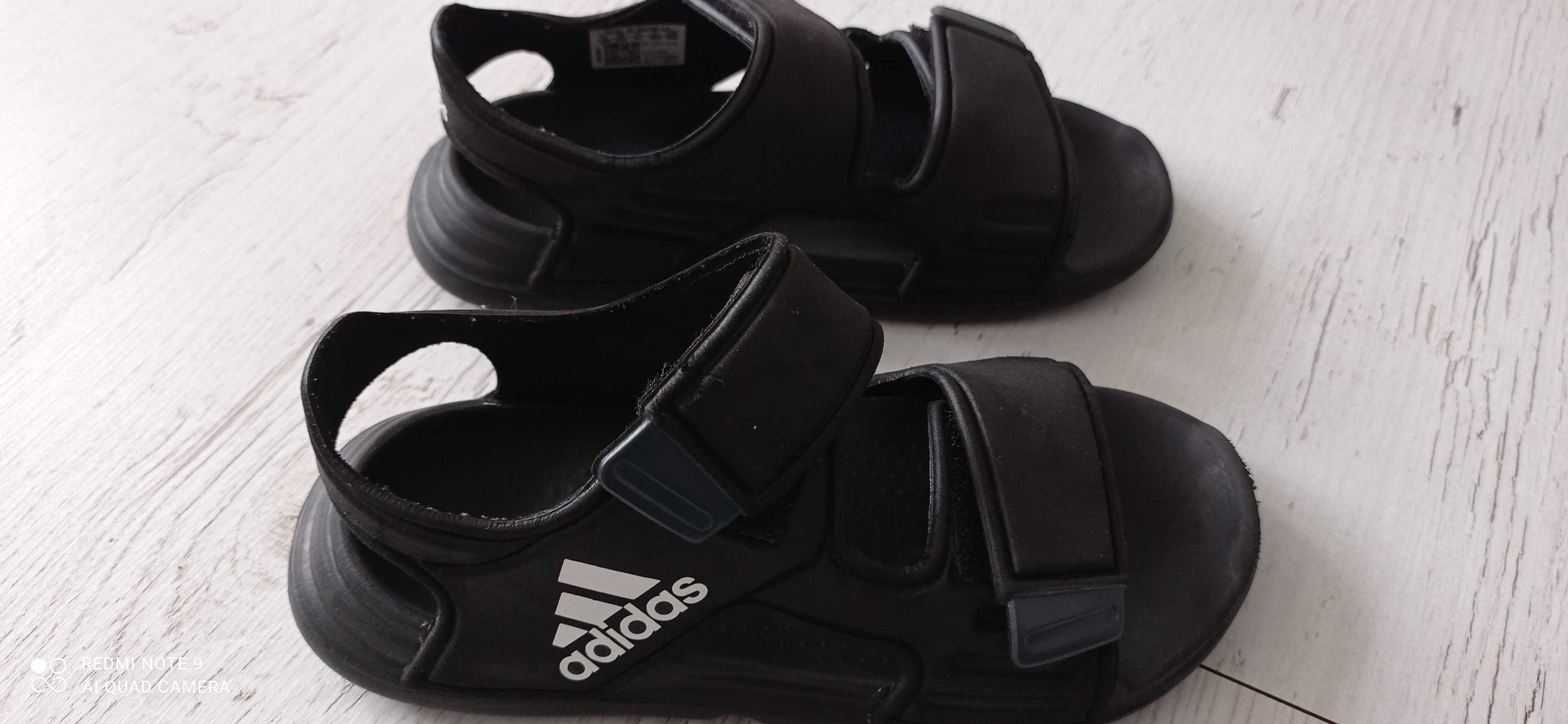 Sandałki Adidas, rozm.31, stopa maks.18,3