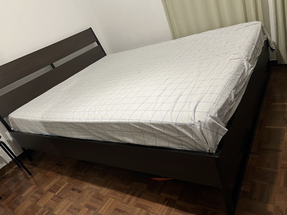 Cama de casal 1,60x2,00 cm