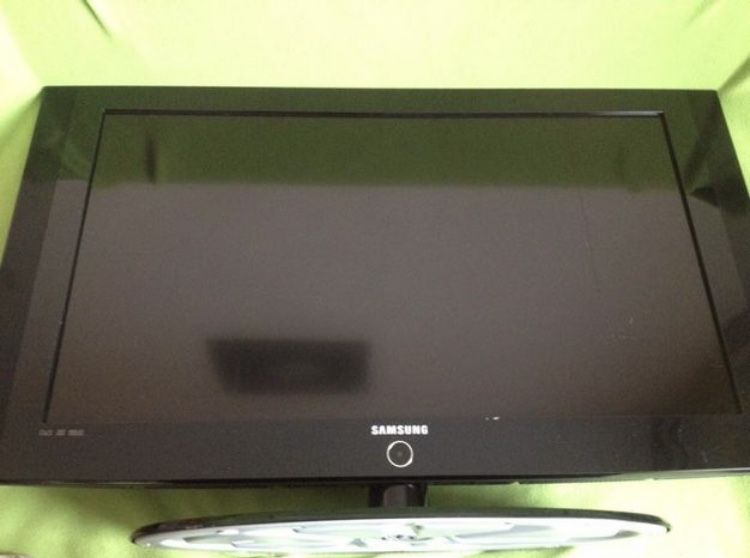 Телевізор самсунг 37дюйм під ремонт або запчастини