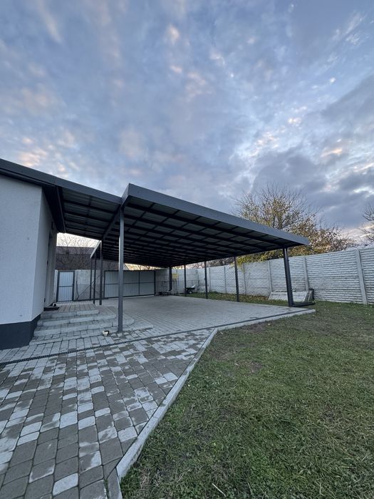 Навесы для авто любой сложности, из металла поликарбоната дерева забор