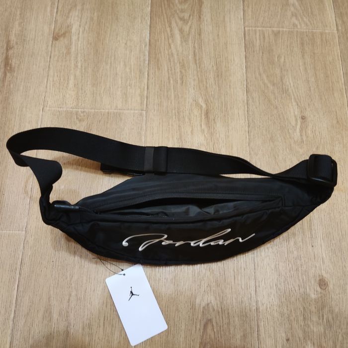 Бананка, сумка на пояс Jordan.