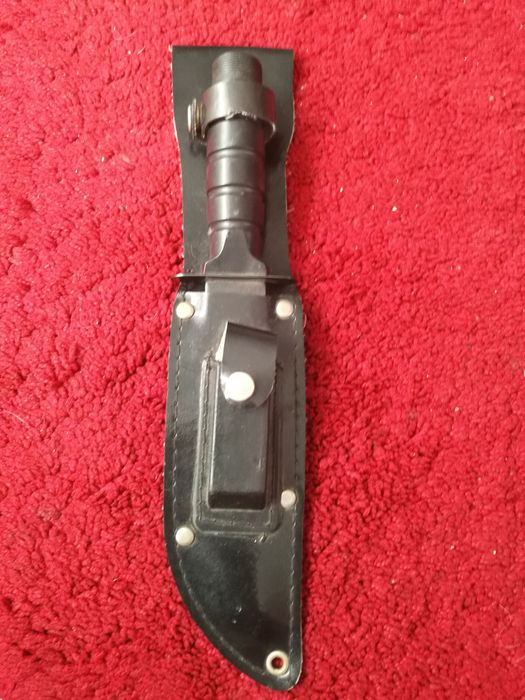 Faca táctica Rambo