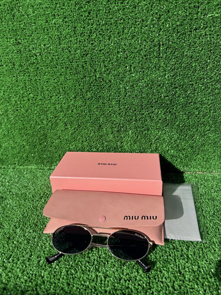 Oculos da Miu Miu