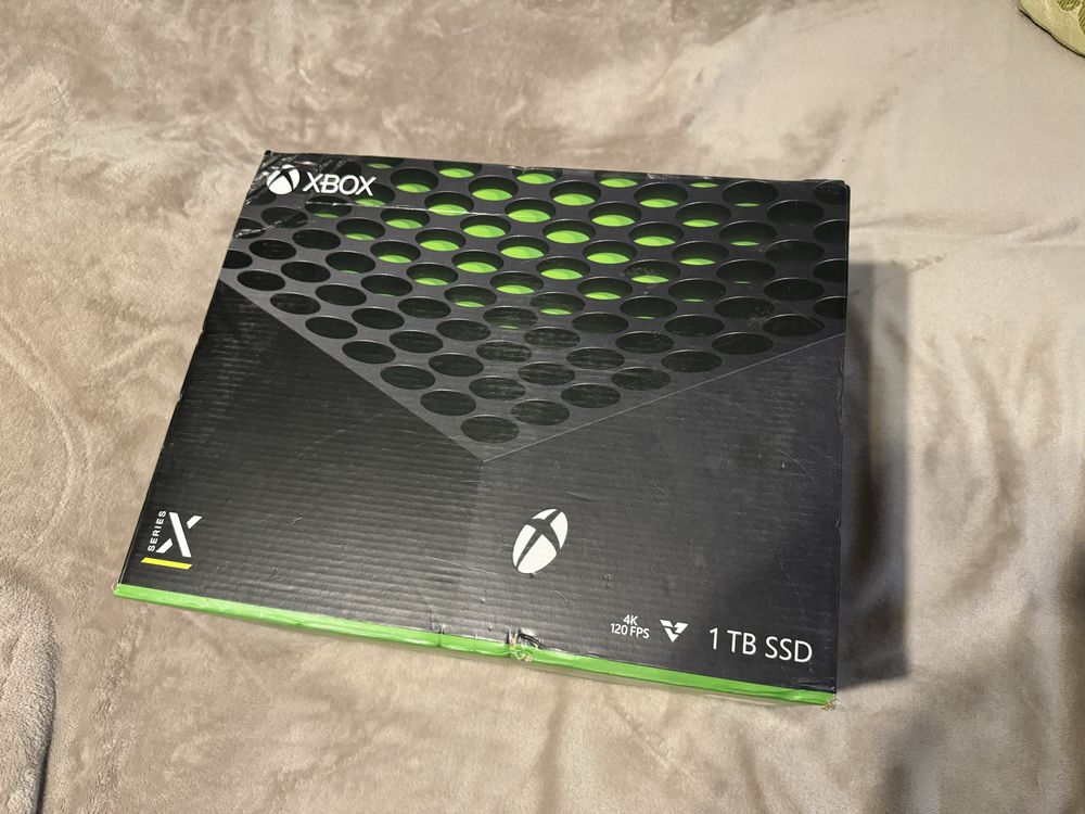 Ігрова приставка Xbox Series X 1 Tb