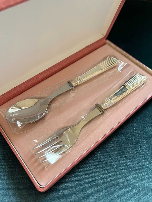 Conjunto de Talheres Colher e Garfo Infantis Cabo em PRATA em Estojo