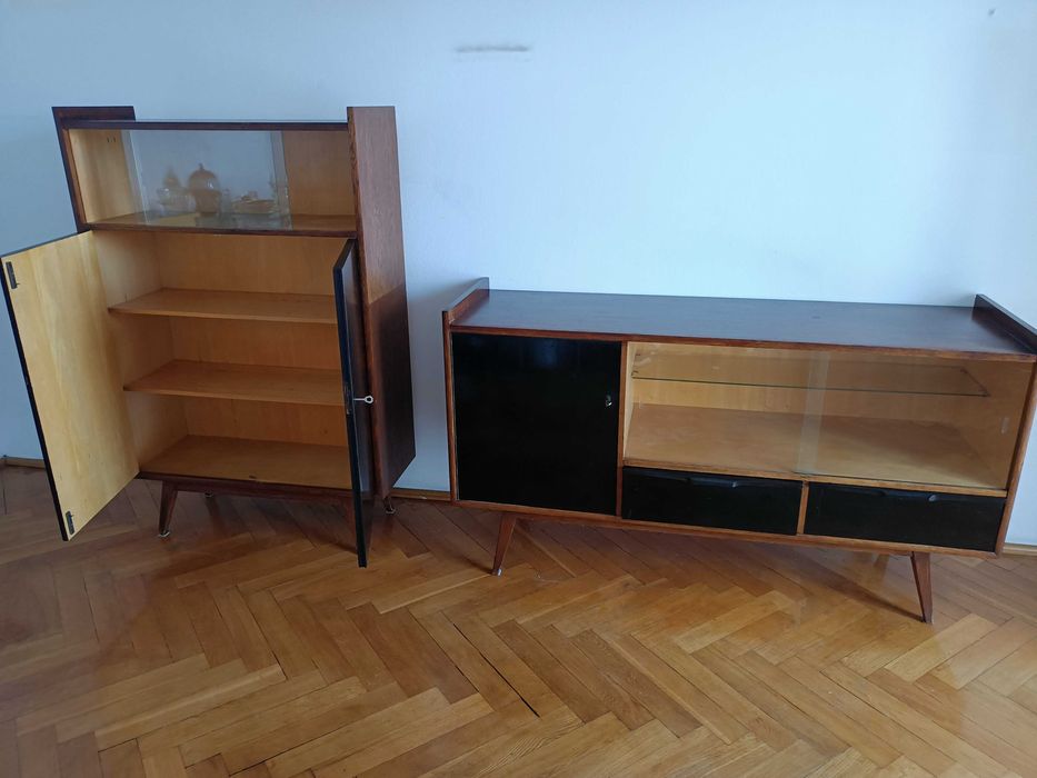 Biblioteczka serwantka witryna komoda zadbane Lejkowski Leśniewski PRL