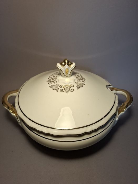 Duża porcelanowa waza na zupę ekri