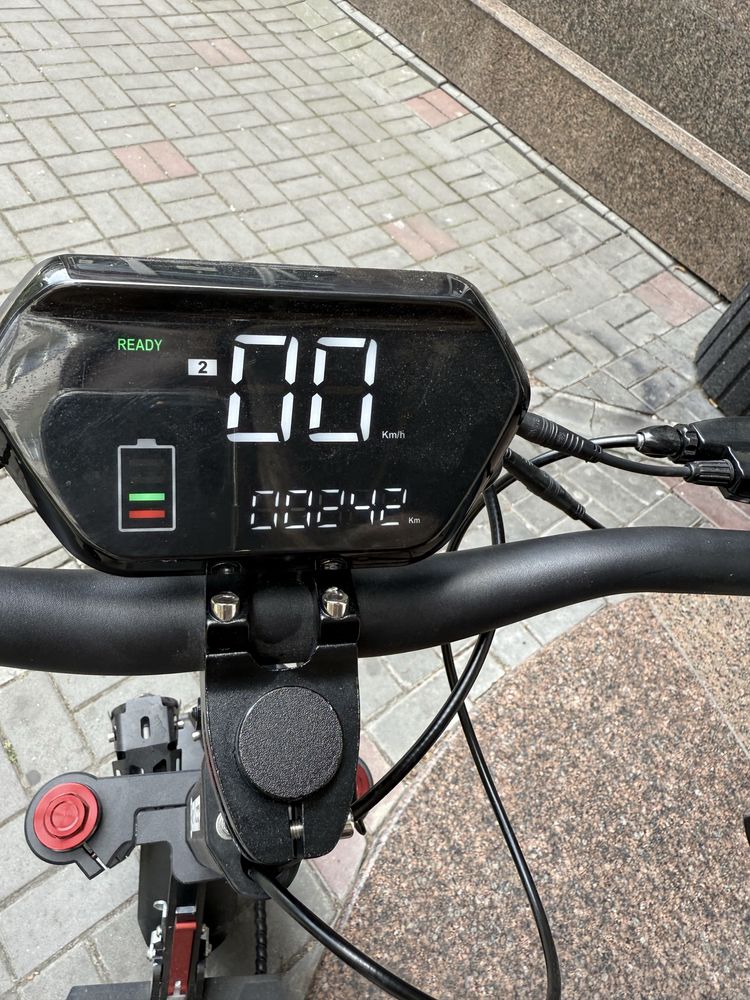 Продам Електросамокат  Cruzzer A14 1000W 48V 18Ah