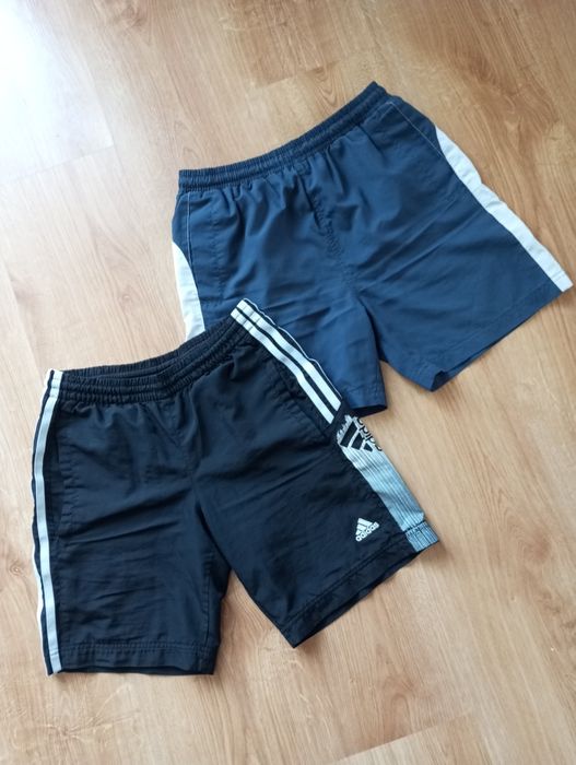 Krótkie spodenki chłopięce 10-11 lat/S