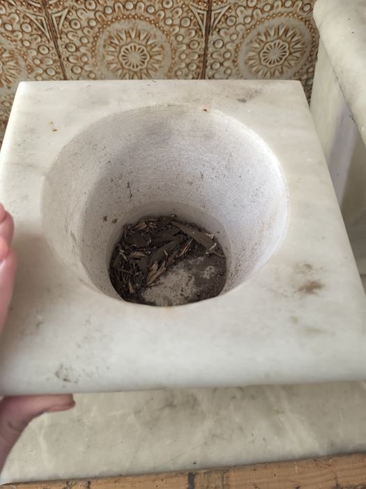 Apenas 2 jarras grandes  disponíveis - ver preco descrição