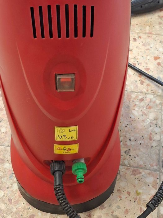 Maquina de  lavar alta pressão