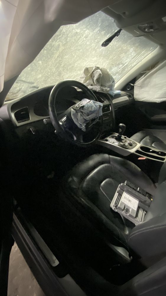 Audi a4b8 2.0t  квадро 2011г