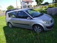 Renault Scenic II kolor srebrny TED69, diesel przeznaczony na części