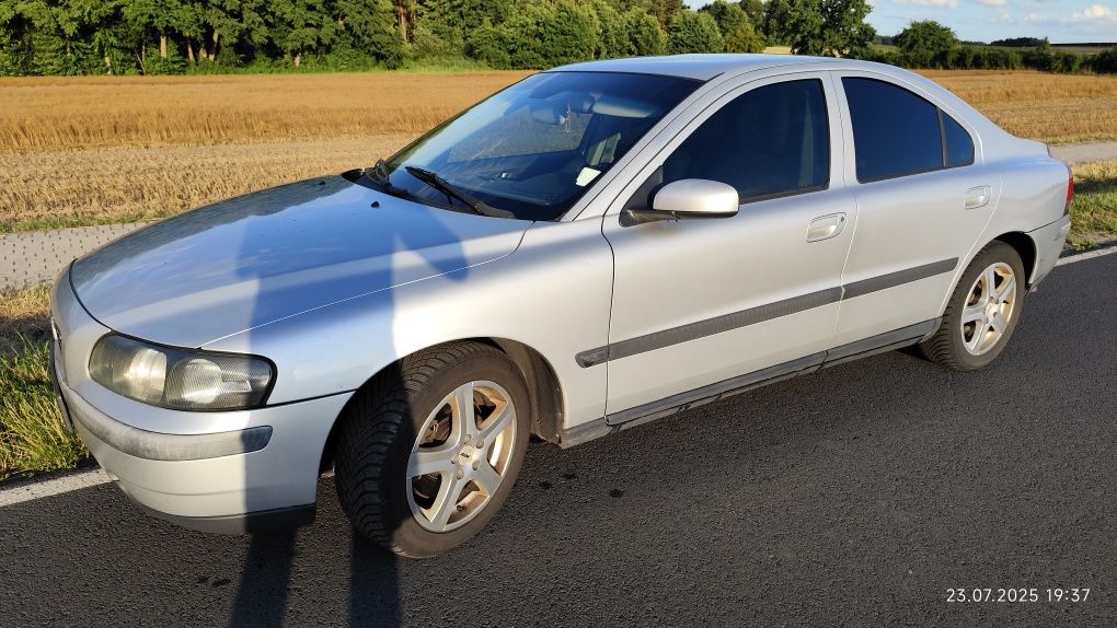 Volvo S60 2.4 D5 163km