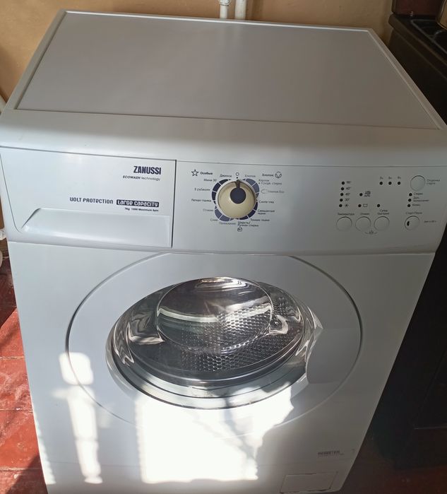 Стиральная машина Zanussi