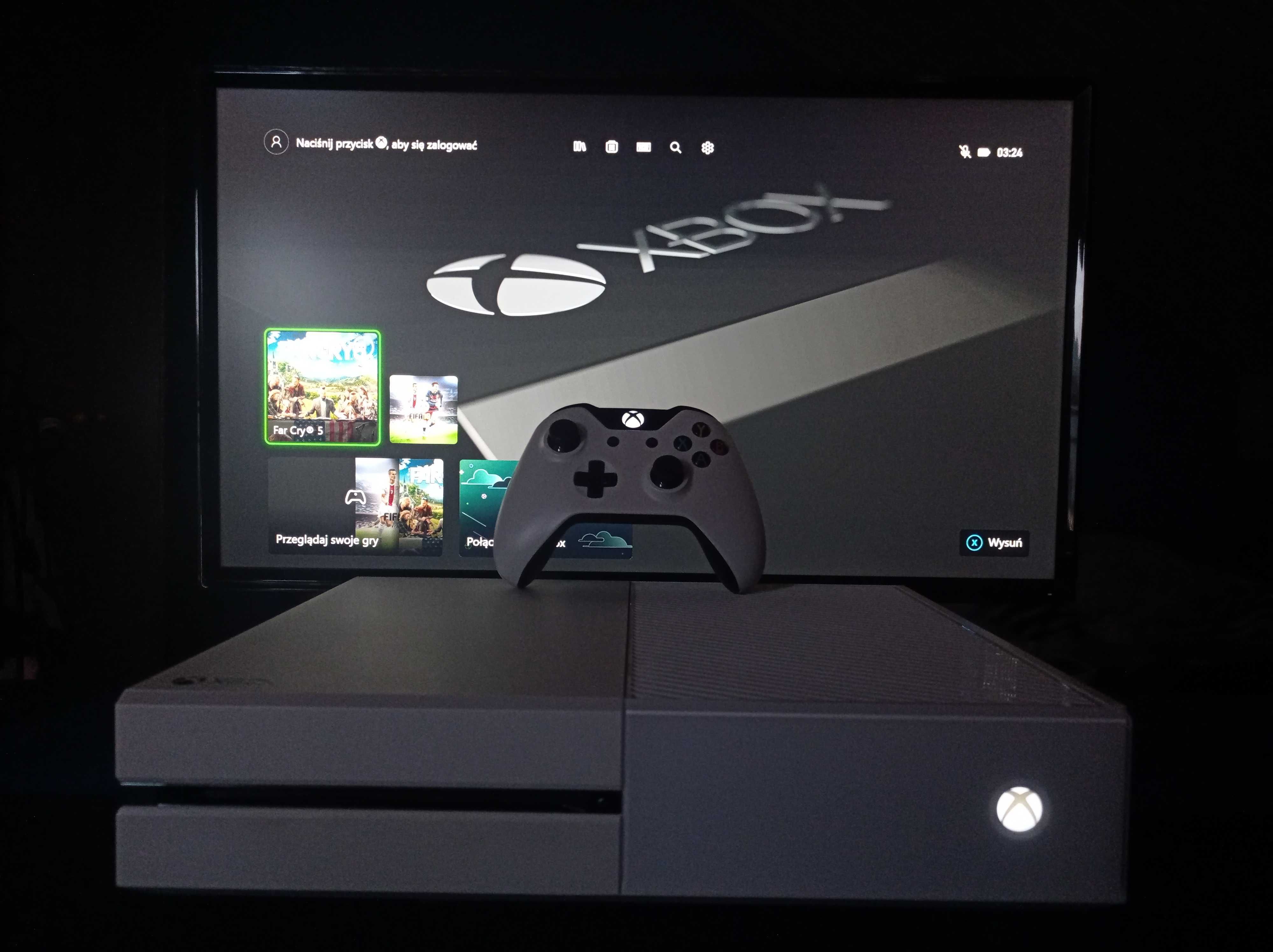 Xbox One 500Gb + Kontroler + Fifa 16 + Far Cry 5
