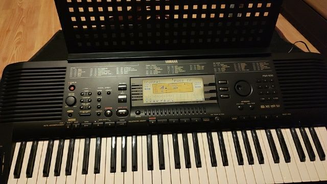 Keyboard Yamaha PSR-630 stan sklepowy
