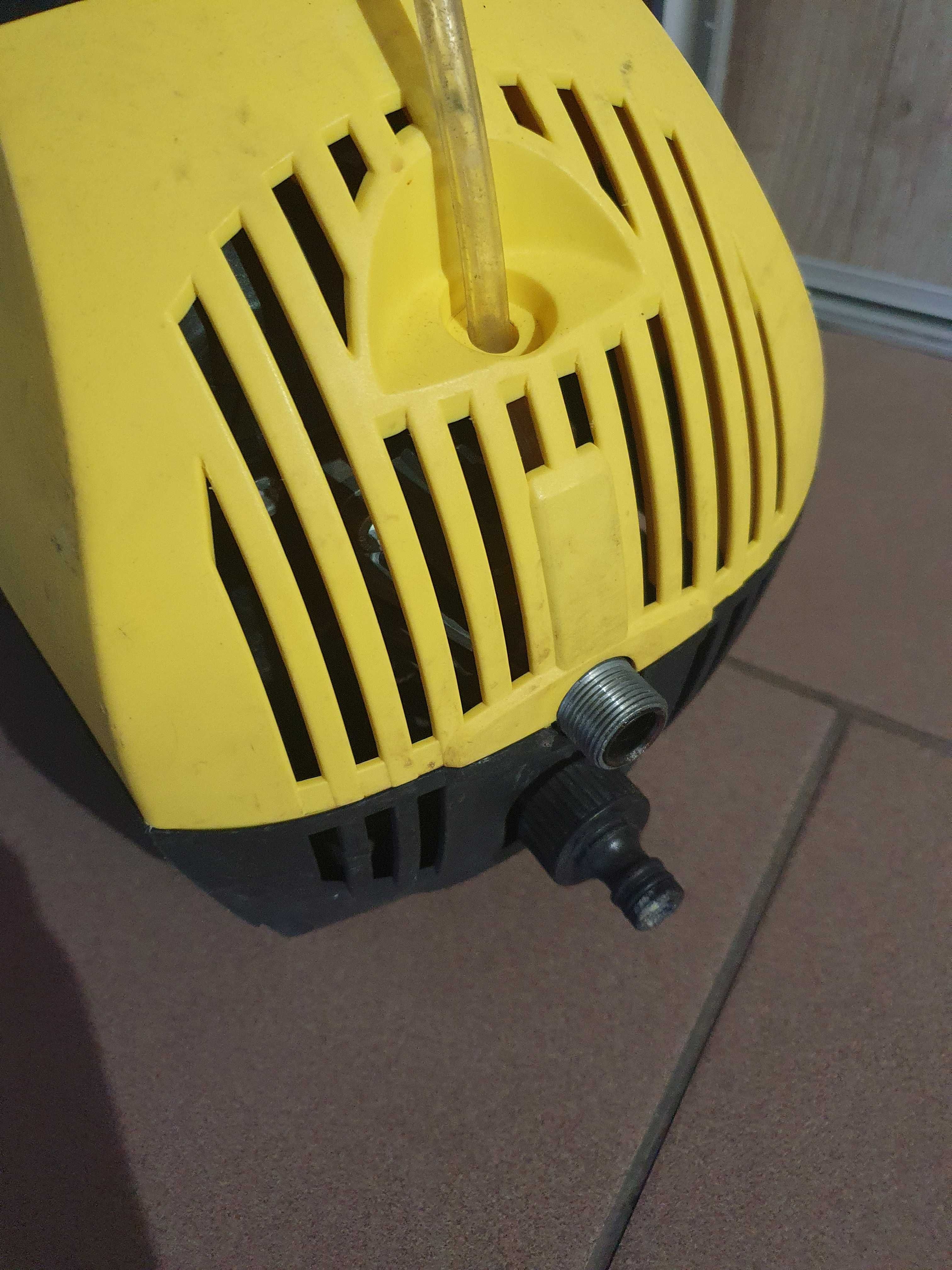 Sprzedam myjkę Karcher 375