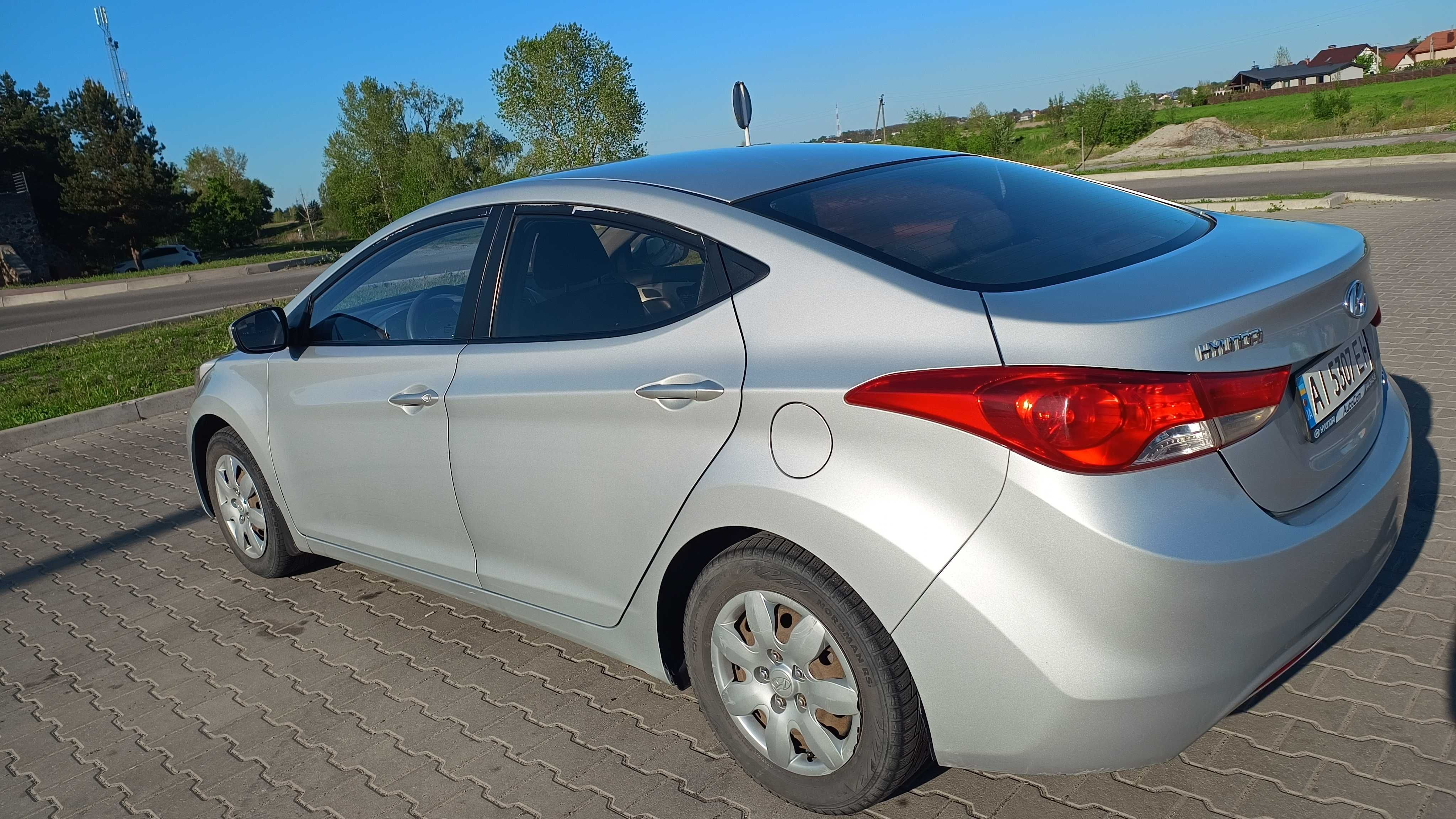 Hyundai Elantra 2013