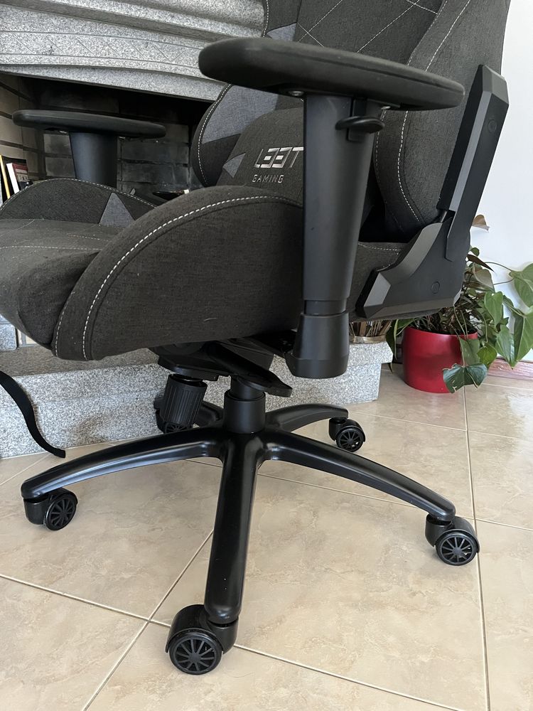 Cadeira Gaming L33T Elite V4 cinza