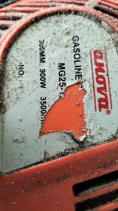 Vendo motosserra, podadora a trabalhar bem.ou troco por uma maior.