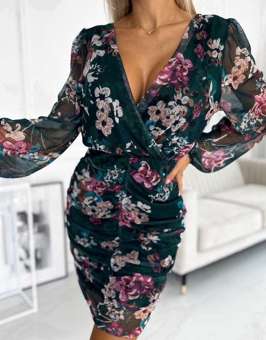 Sukienka z marszczeniem z siateczki