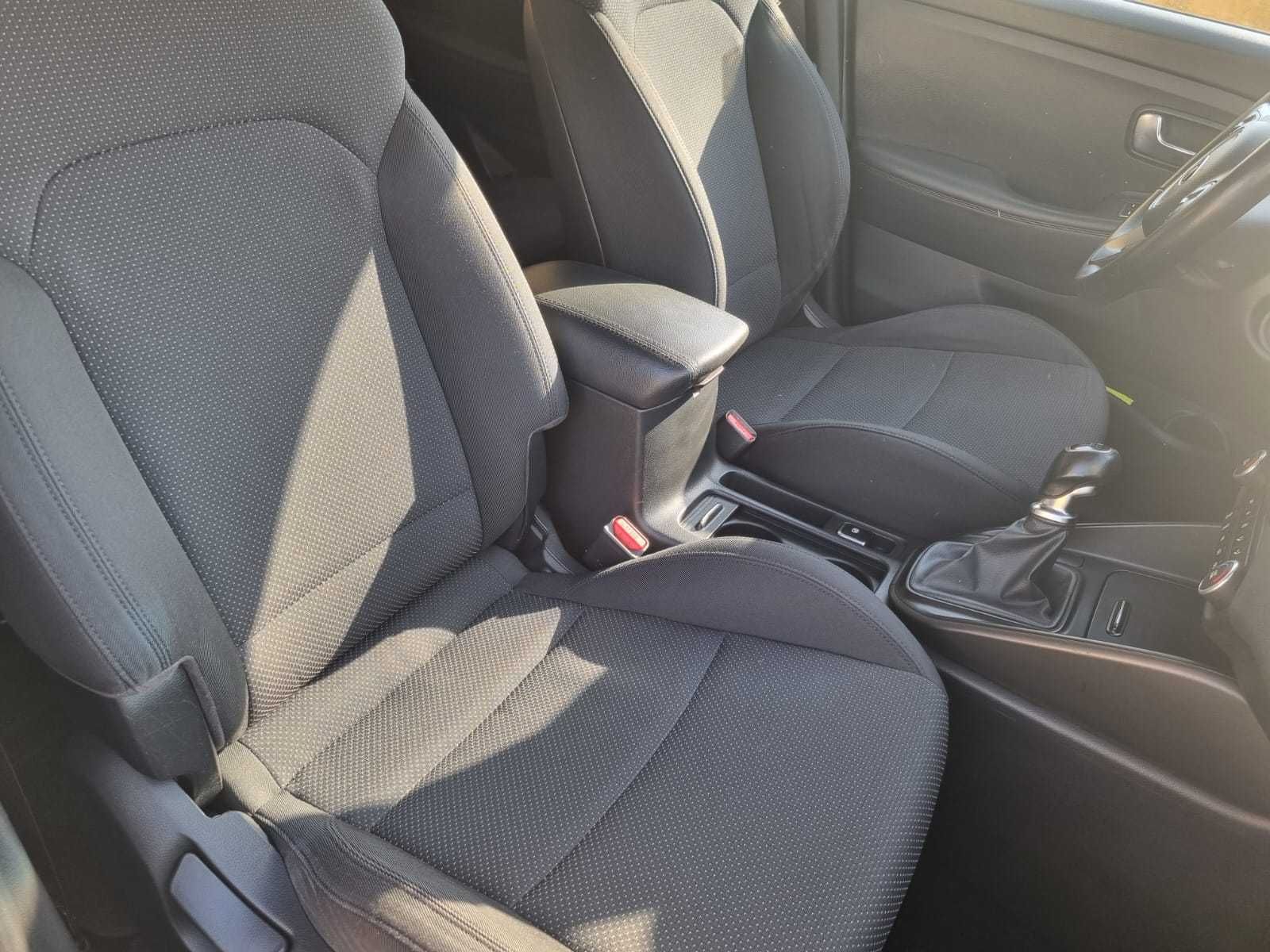 Kia Carens 1.7 CRDi ISG TX .