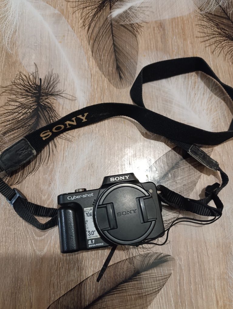 Продам фотоаппарат sony