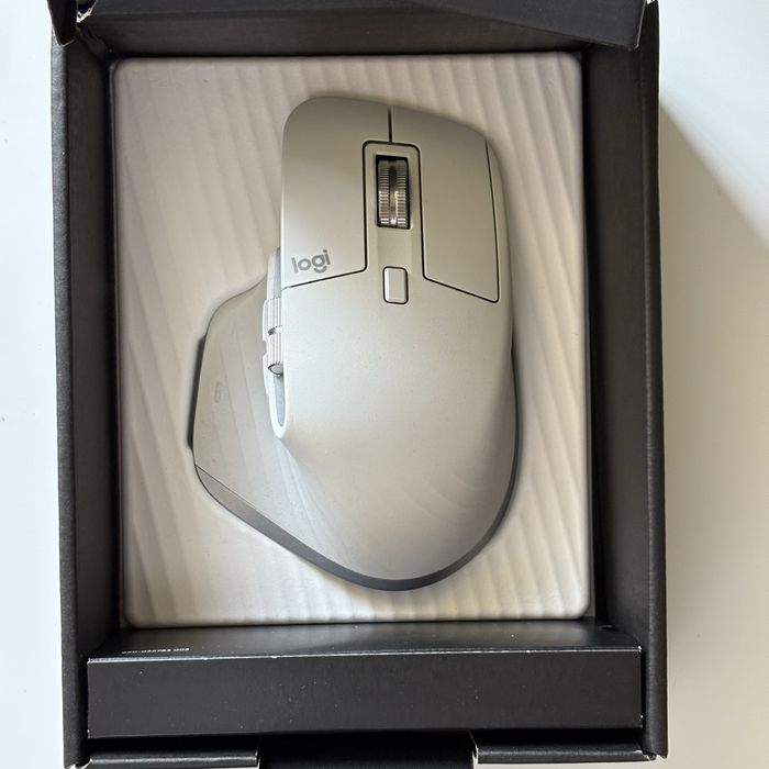 Logitech Mx Master3s for Mac Branco/Cinzento COMO NOVO