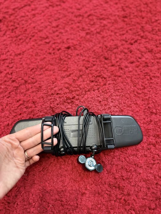 Автомобільне дзеркало заднього виду з камерою відеореєстратор