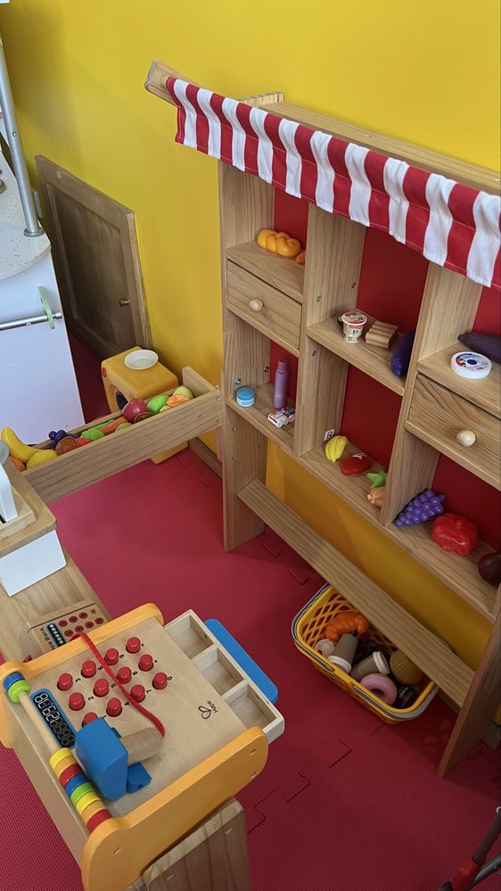 Mini mercado em madeira com balança, caixa registadora, carrinho