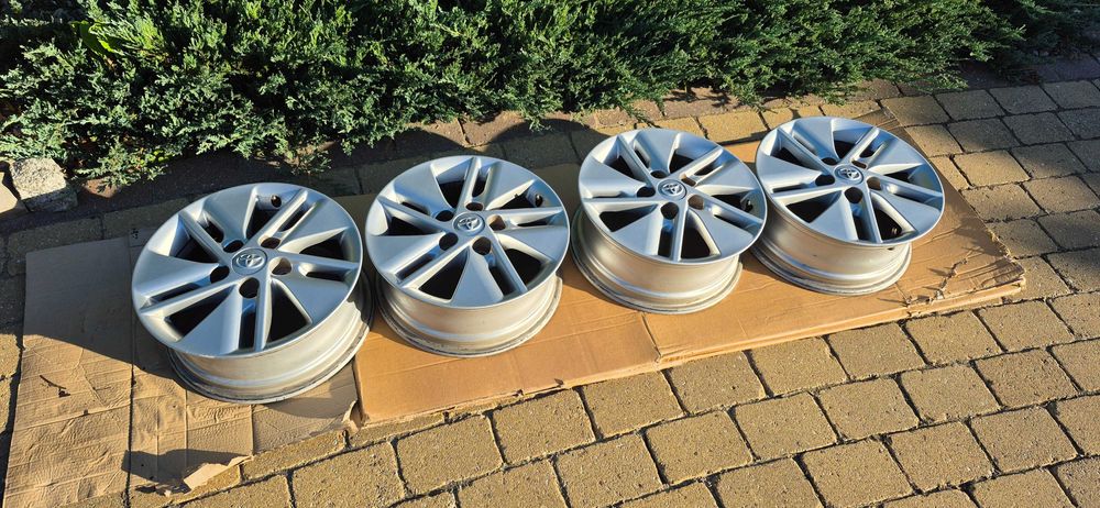 Alufelgi 15 15x6j et 39 do Toyota