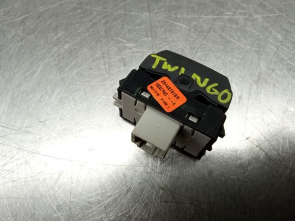 Comando / botão / interruptor multifunções RENAULT Twingo III (BCM_)
