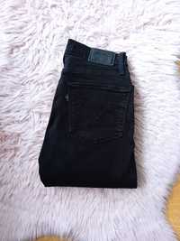 Czarne jeansy z wysokim stanem Levi's