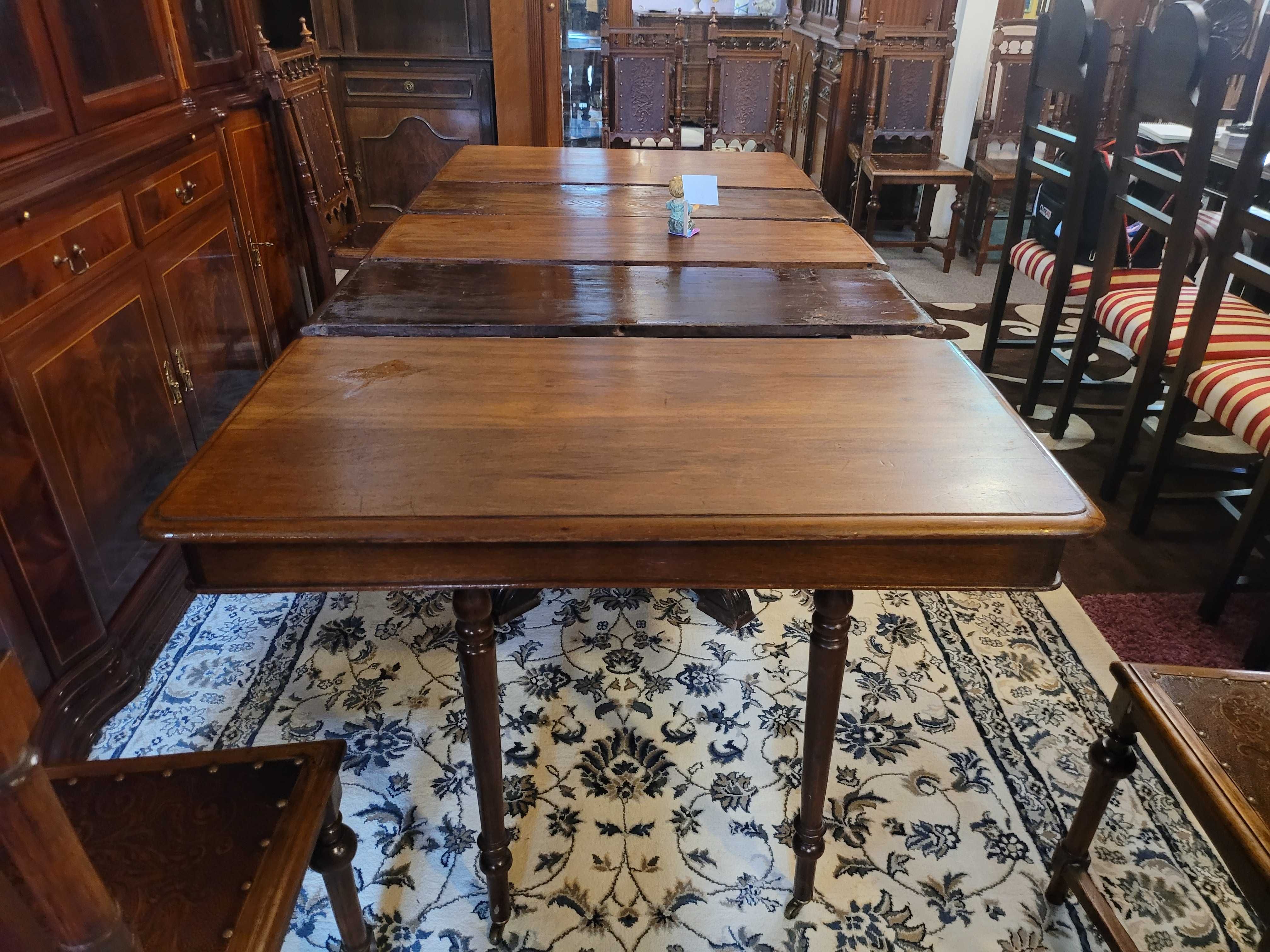 Mesa muito antiga em madeira maciça - extensível - Só a m