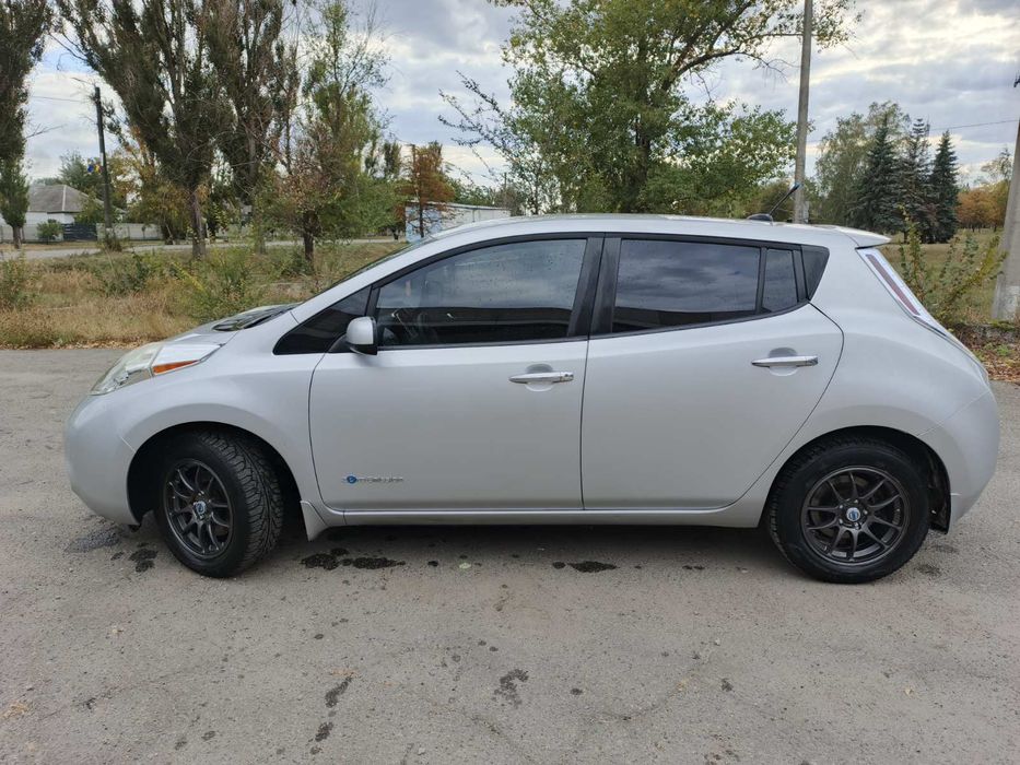 Nissan leaf 2014 Вебасто, рестайлінг.