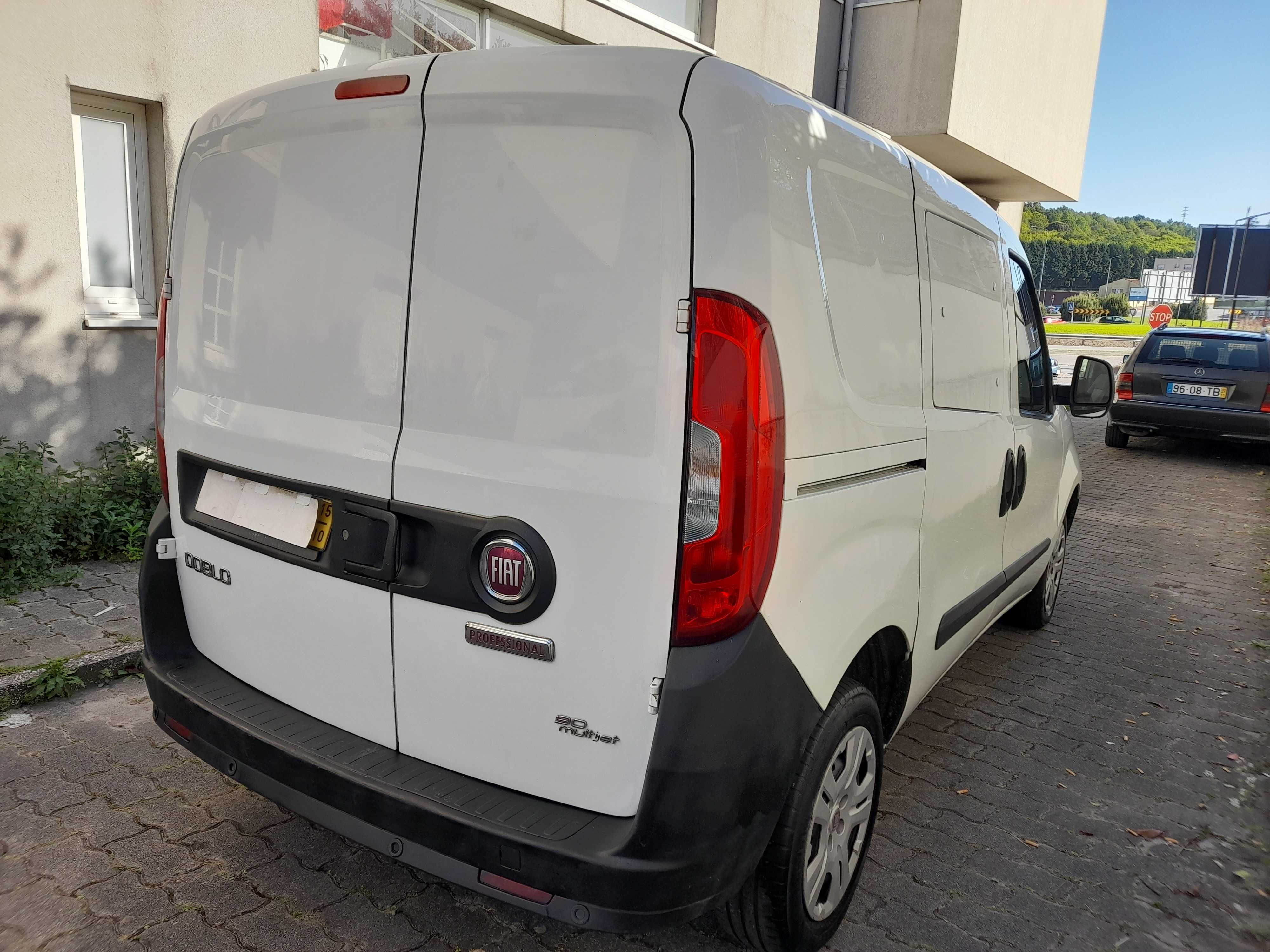 Fiat Doblo 1.3 M-Jet 95cv 3lugares Longa Nacional