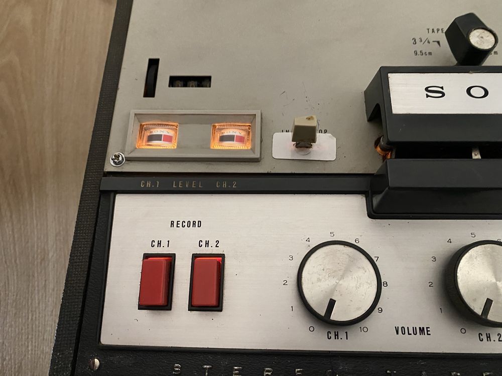 SONY Tape recorder TC-200