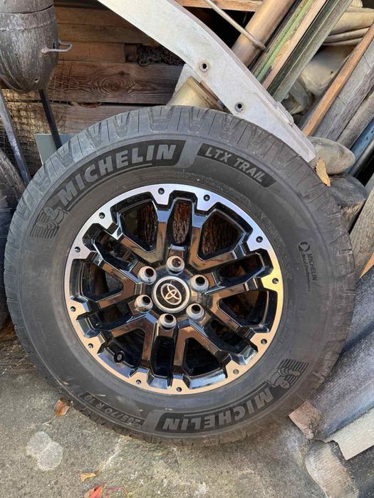 Шини резина диски michelin 265 70 18