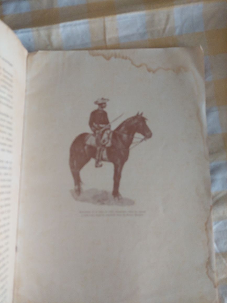 Livro a memoria  Mousinho Albuquerque 1929 Lourenço marques