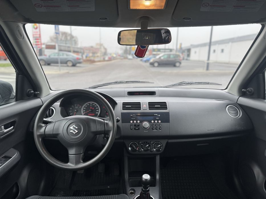 Suzuki Swift 2006 rok 1.3 Benzyna