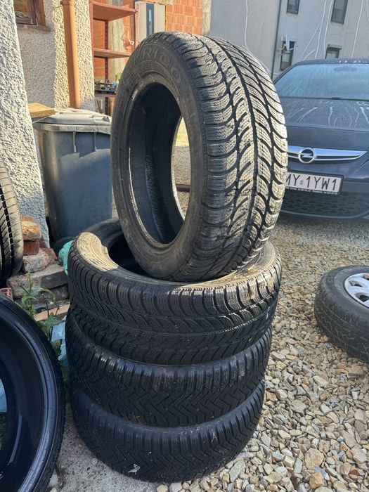 4szt Opony zimowe Debica 205/55/16 Laufenn