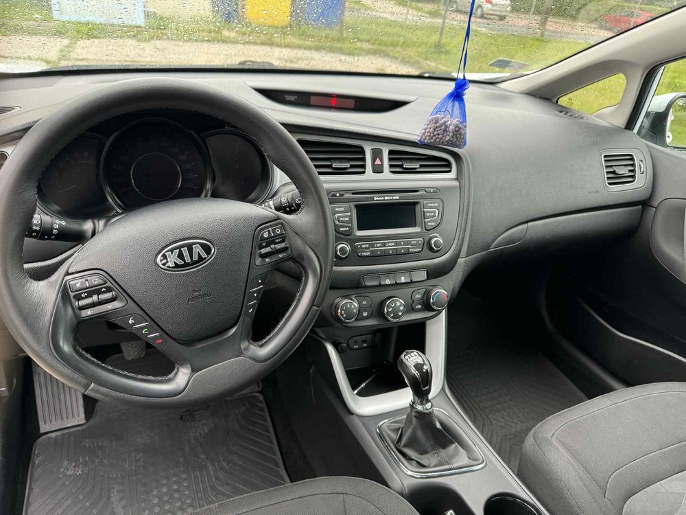 Sprzedam KIA Ceed 1.6 Crdi