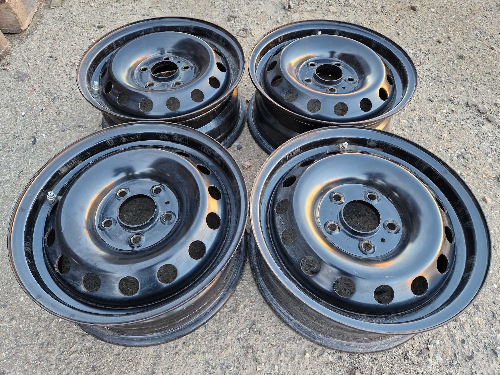 Стальные диски/Металеві диски R15 5x114.3 Hyundai/Kia/Mazda/Mitsubishi